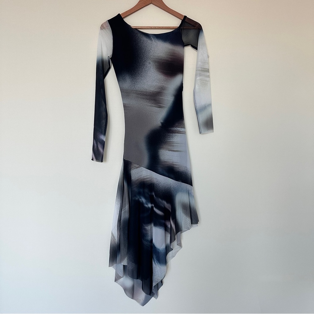 Bershka Off Shoulder Long Sleeve Blue Gray Abstract Patterned Mesh Midi Dress - Picture 2 of 7